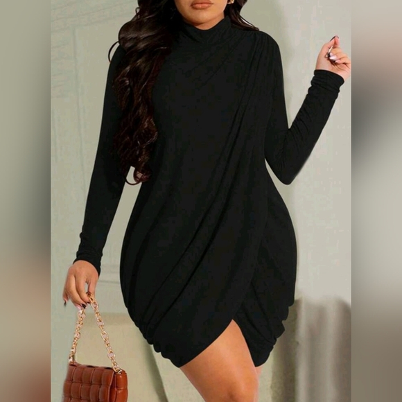 Black Long Sleeve Double Runched Hem Tee Dress 👗 - Picture 4 of 4